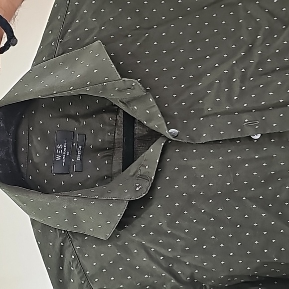 Men's Dress Shirt - Picture 3 of 3